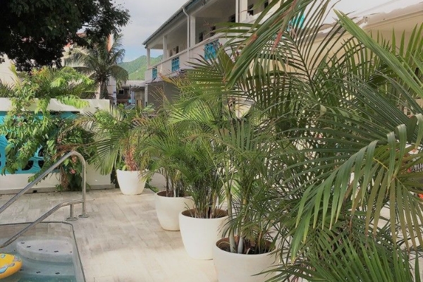 Turquoise Shell Inn (Simson Bay Village)